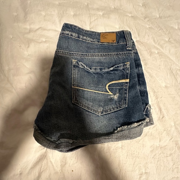 American Eagle Shorts - Picture 1 of 3